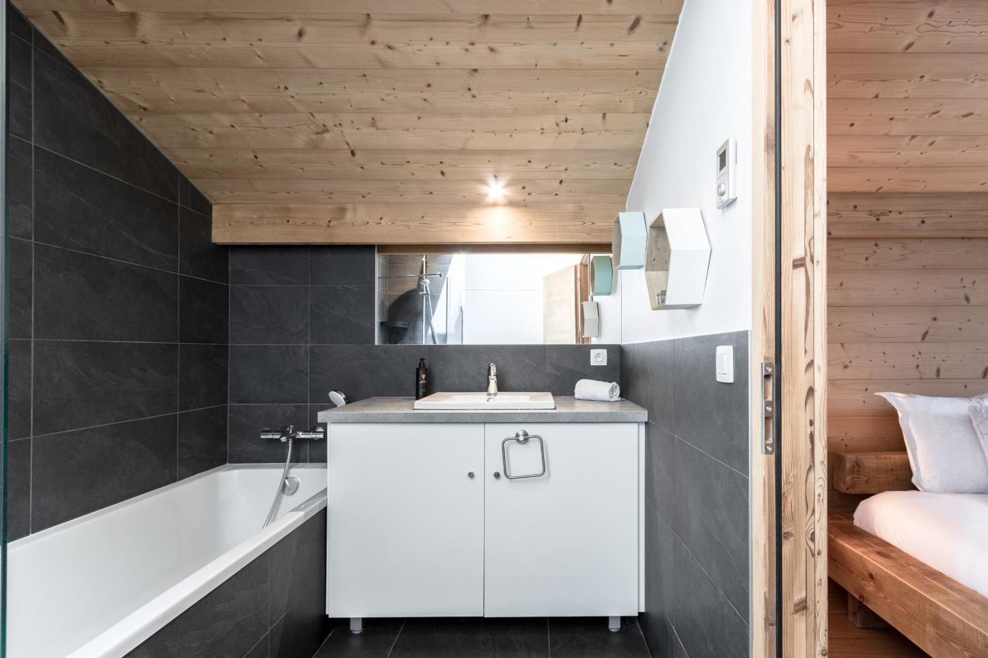 Les Trabets - Bellevue Telecabine - Renove Apartment Les Houches