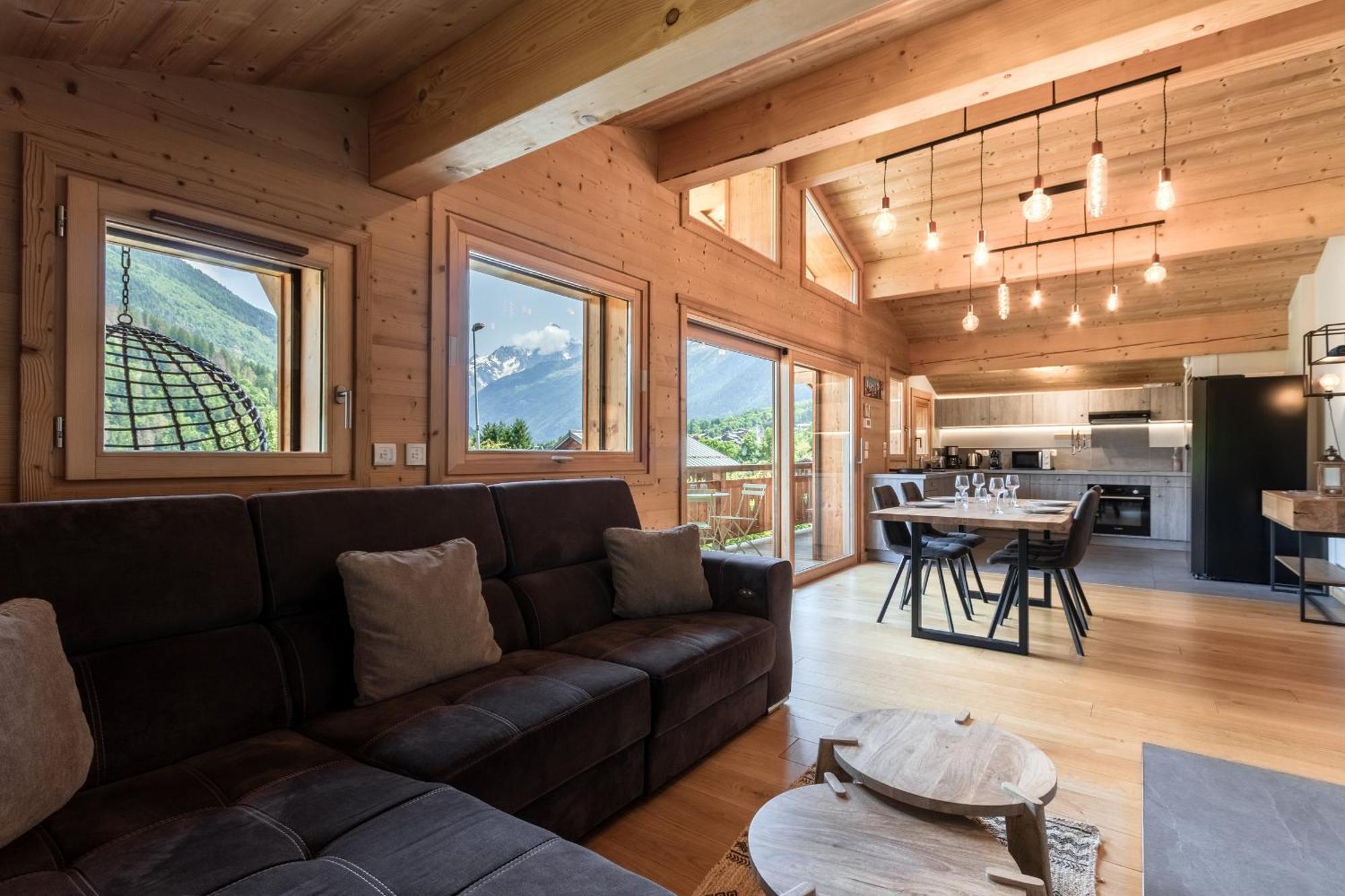 Les Trabets - Bellevue Telecabine - Renove Les Houches